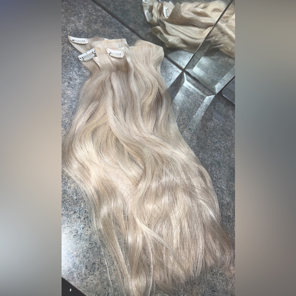 Seamless Full Head Human Hair extensions ✨